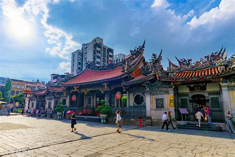 住宮廟附近|【風水特輯】住在宮廟、佛寺附近更能受到神明保佑嗎？對人有什。